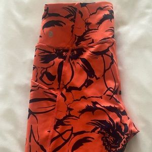 Zella biker shorts - Medium Orange/Blue floral